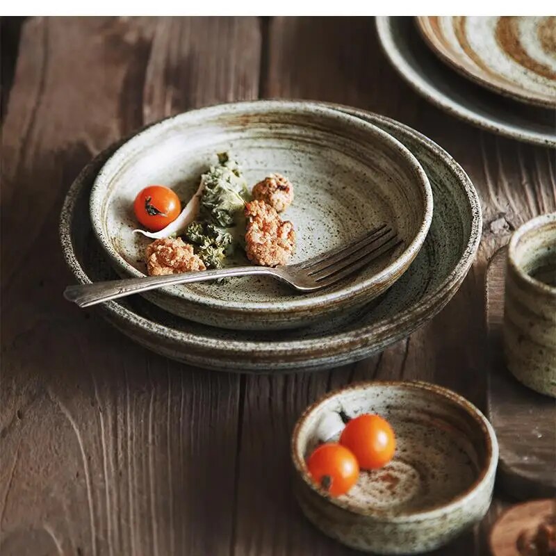 Home Cooking In Japanese - Handgemaakte Japanse steengoed serviesgoed, borden en